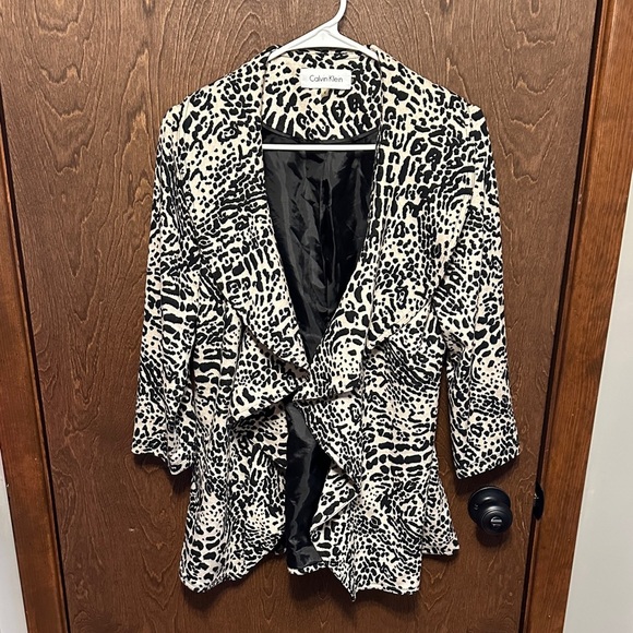 Calvin Klein Jackets & Blazers - Calvin Klein Animal Print (Leopard) Shacket (Blazer/Jacket) Size 4